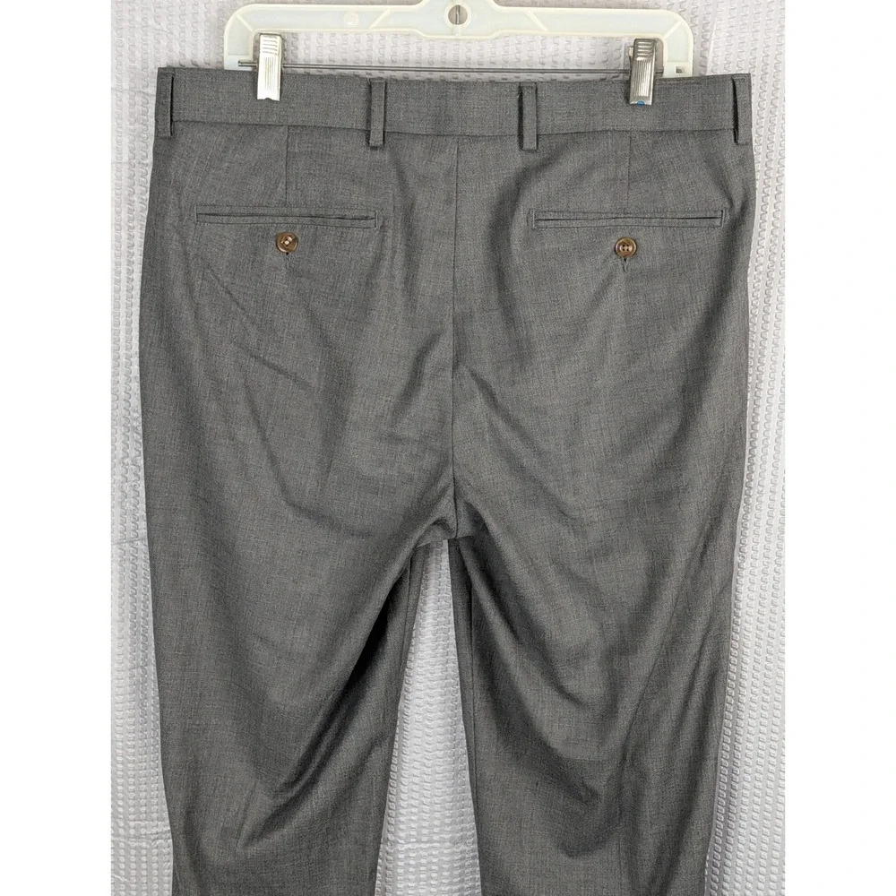 Cremieux Mens Grey Flat Front Dress Pants Trousers 34x32 Tailored Fit